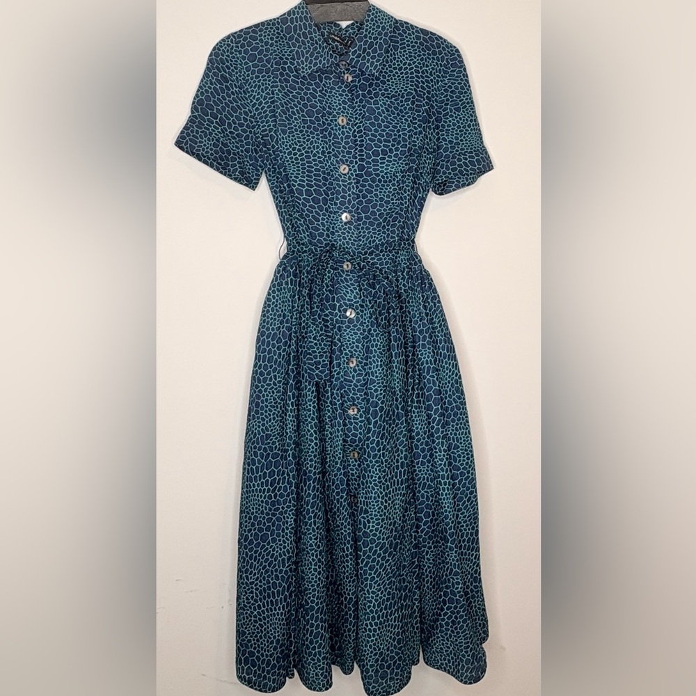 Elegant Blue and Green Shirt Dress Size M